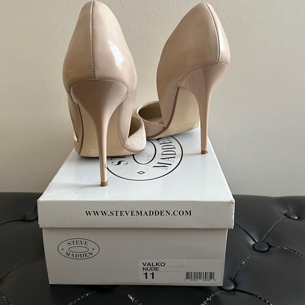 Steve Madden Pumps - size 11